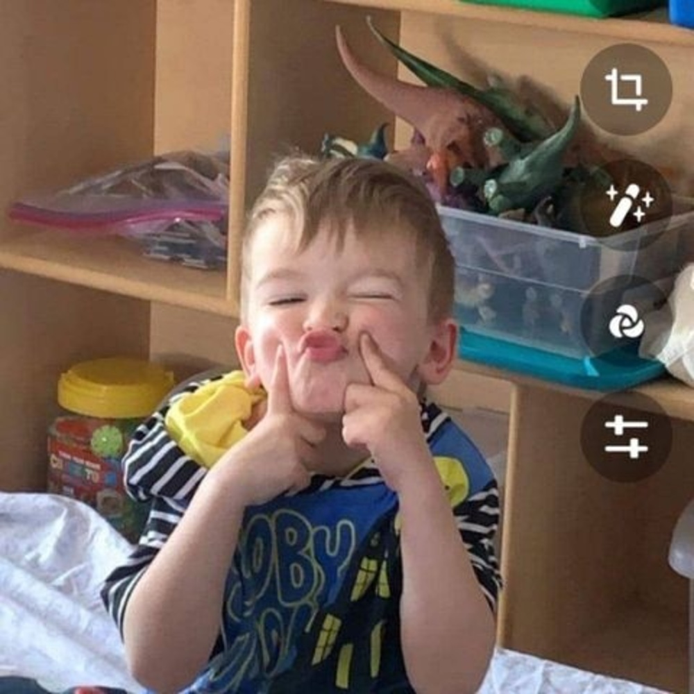 Meet your Posher, Jamie